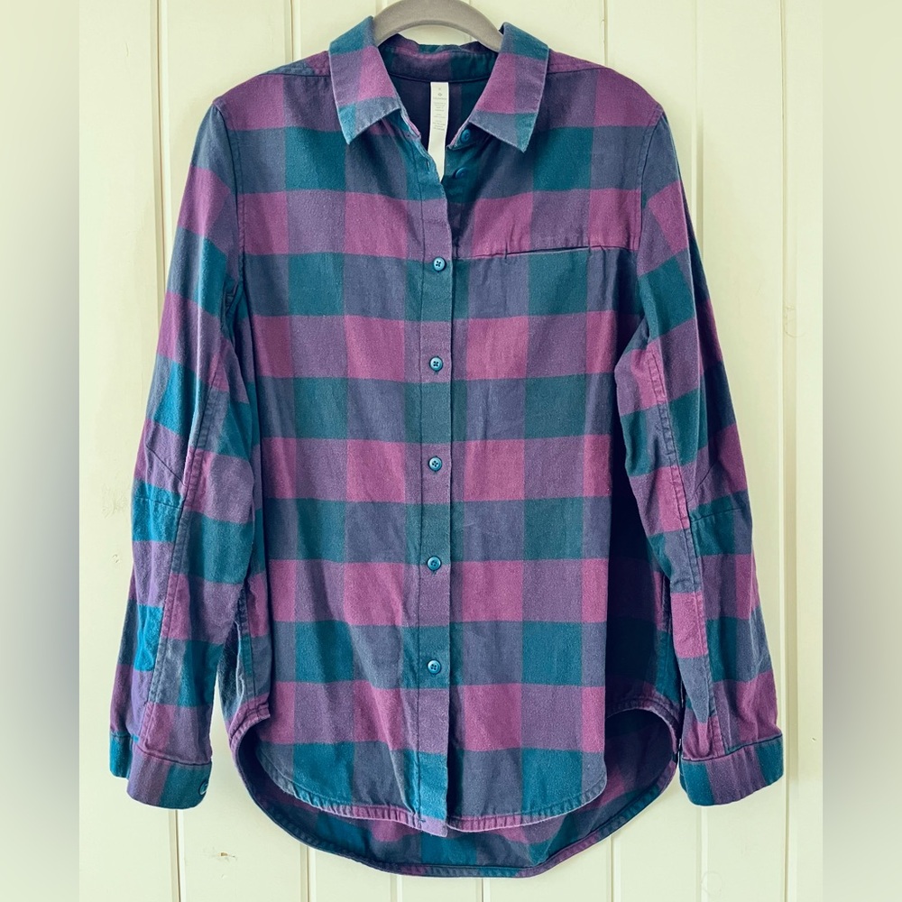 Lululemon Full Day Ahead Flannel Button Shirt, Sz 8 (P2P 21”)
